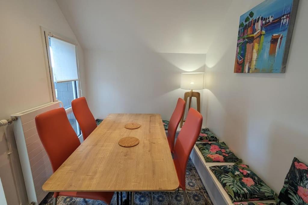Le 828 : Appartement En Plein Centre De 瓦讷 外观 照片